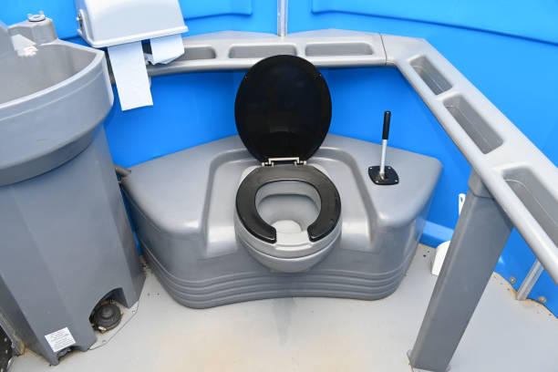 Best Portable bathroom rental  in Dayton, VA